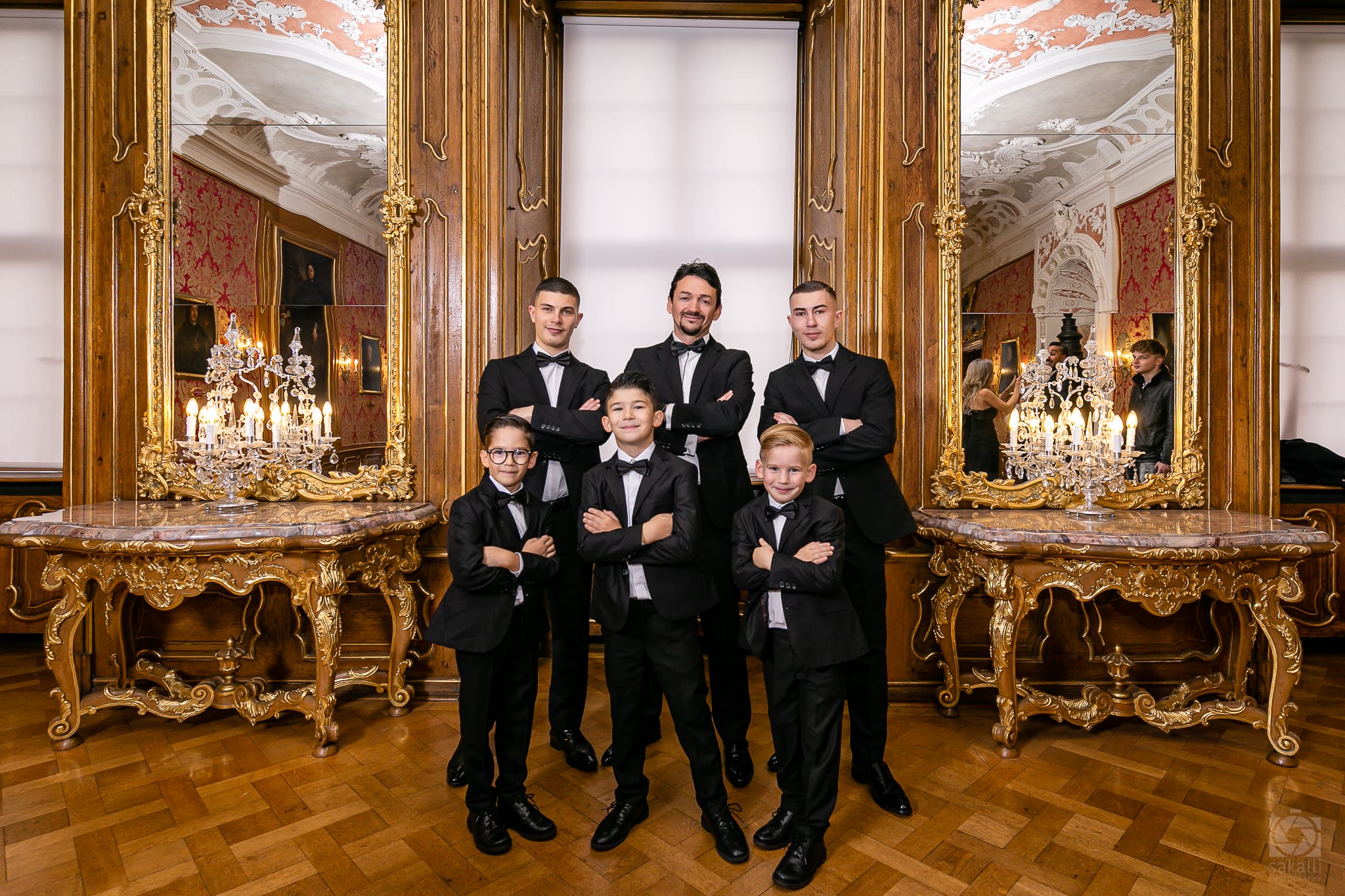 Family during a natural photo session in Frankfurt — 1