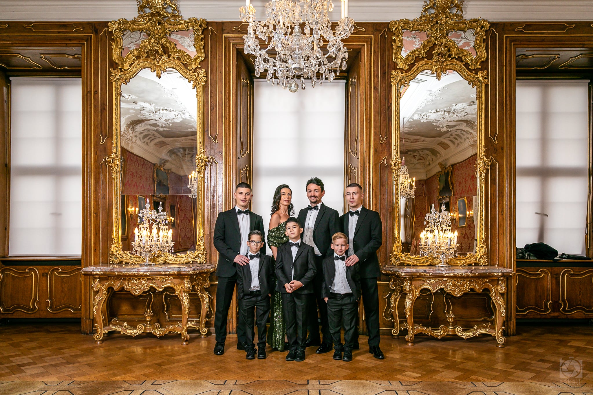 Family during a natural photo session in Frankfurt